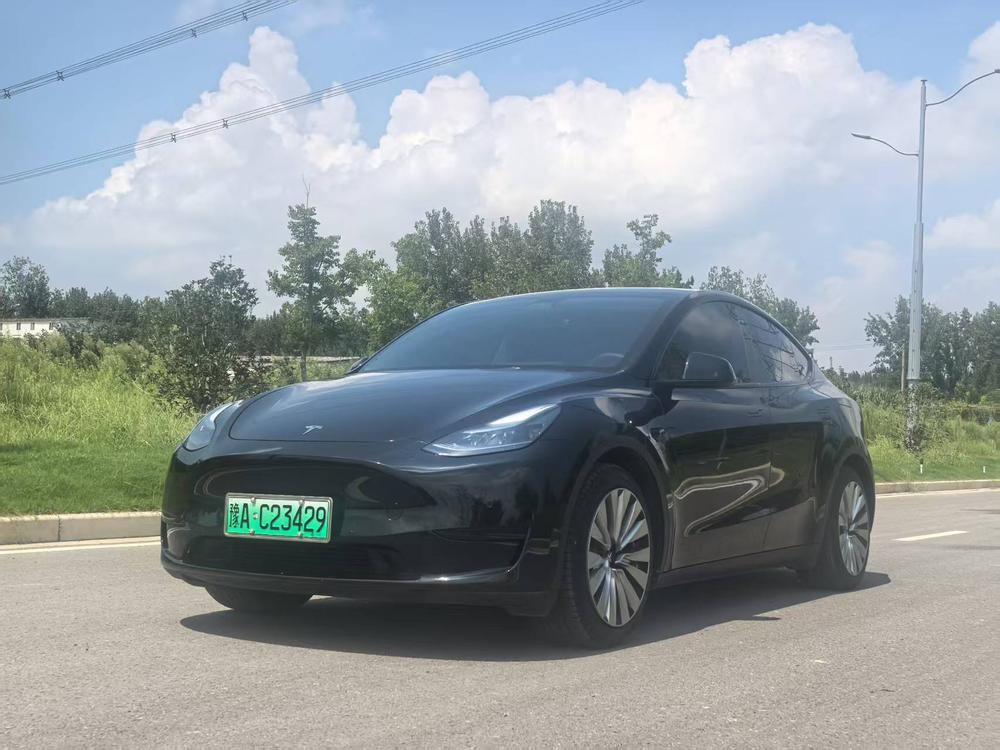 Tesla Model Y 2023 Tesla Model Y 2023 immagine di auto