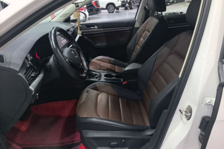 Volkswagen Lavida 2020 car image #15