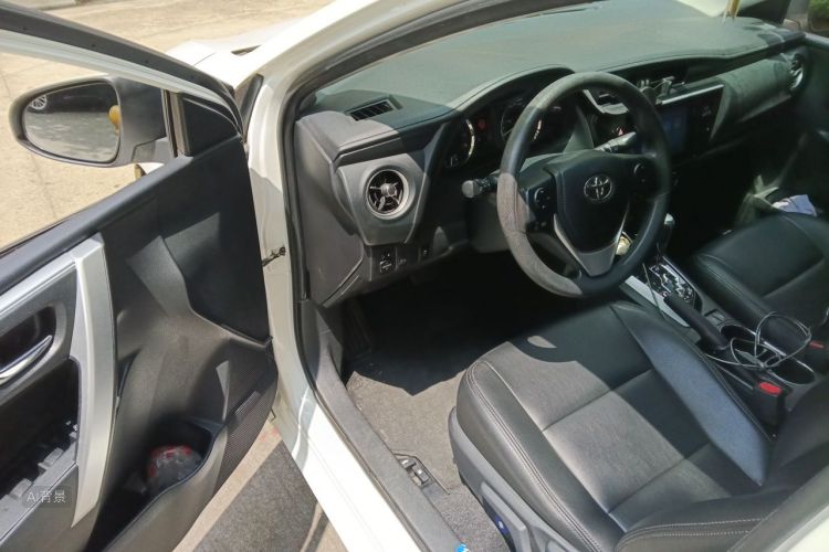 Toyota Corolla 2017 car image #18