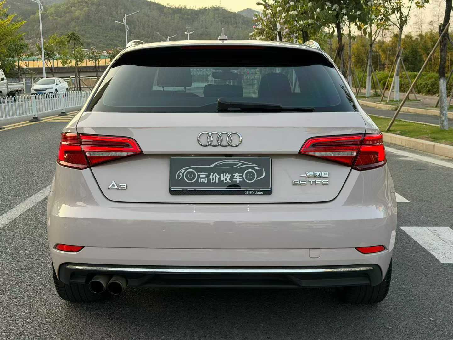 Audi A3 2018 car image #5