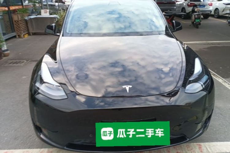 Tesla Model Y 2023 #3 Tesla Model Y 2023 car image #3