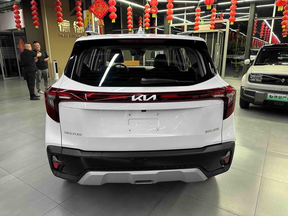 Kia Seltos 2026 #5 Kia Seltos 2026 car image #5