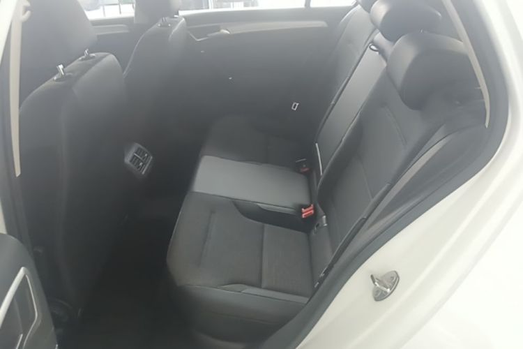 Volkswagen Golf 2018 #17 Volkswagen Golf 2018 car image #17