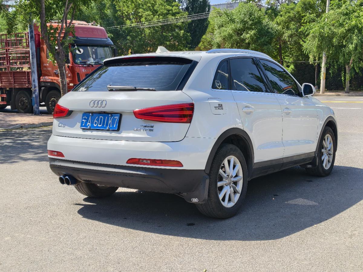 Audi Q3 2014 car image #9