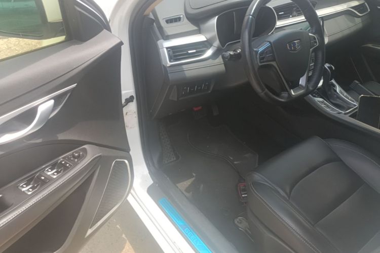GEELY Emgrand 2019 #16 GEELY Emgrand 2019 car image #16