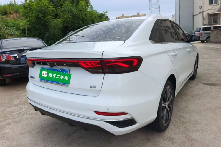 GEELY Emgrand 2023 car image #7
