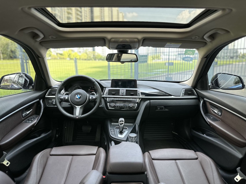 BMW 3 Series 2019 #21 BMW 3 Series 2019 car image #21