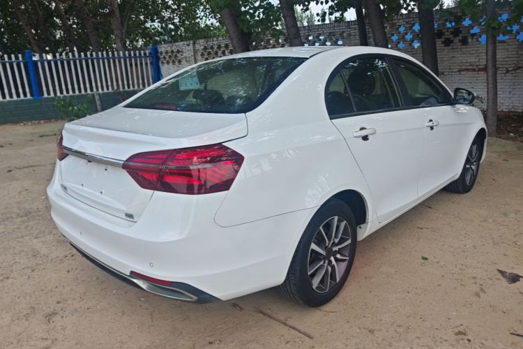 GEELY Emgrand 2020 car image #7