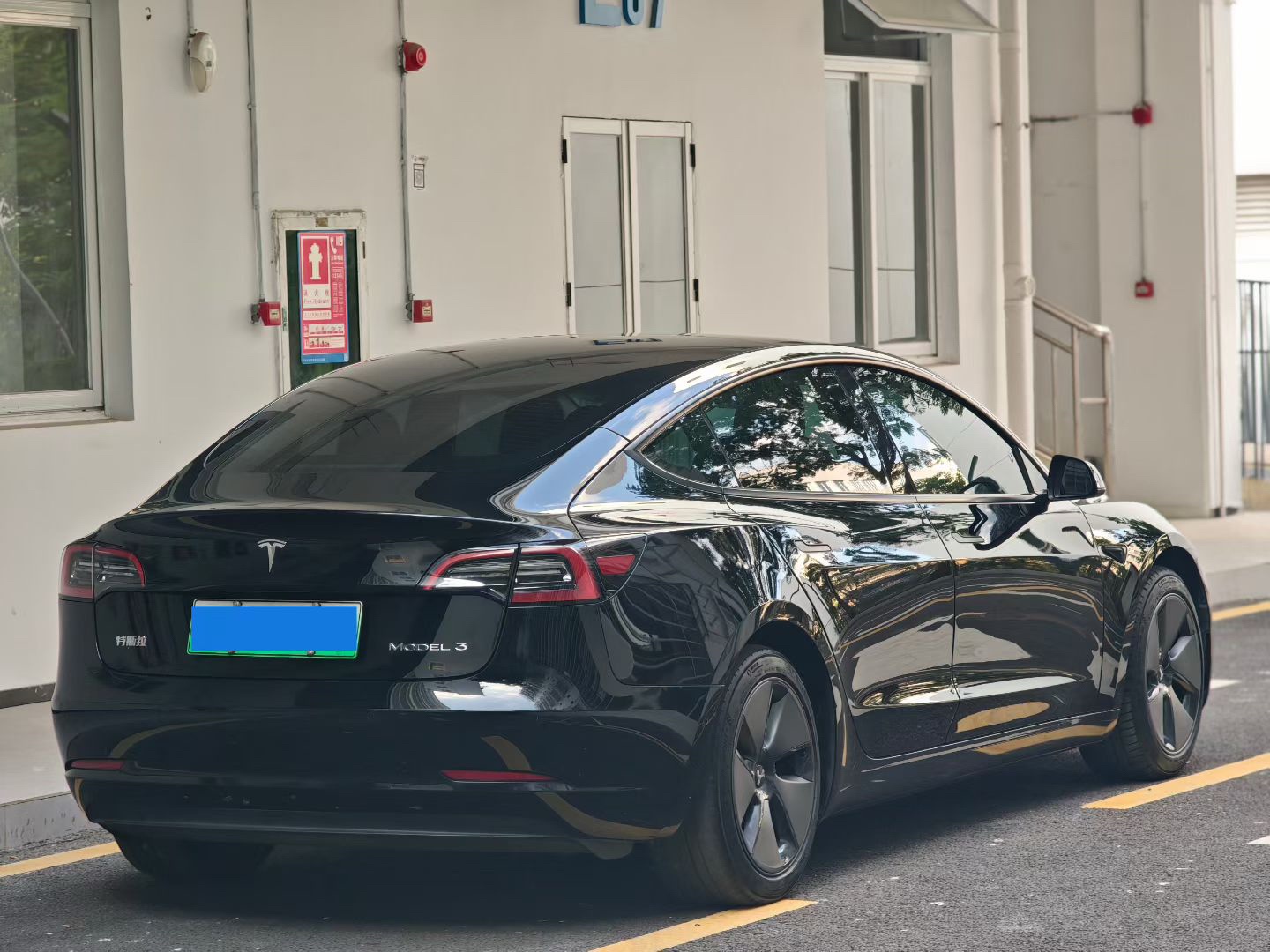 特斯拉 Model 3 2023 汽车图片 #4