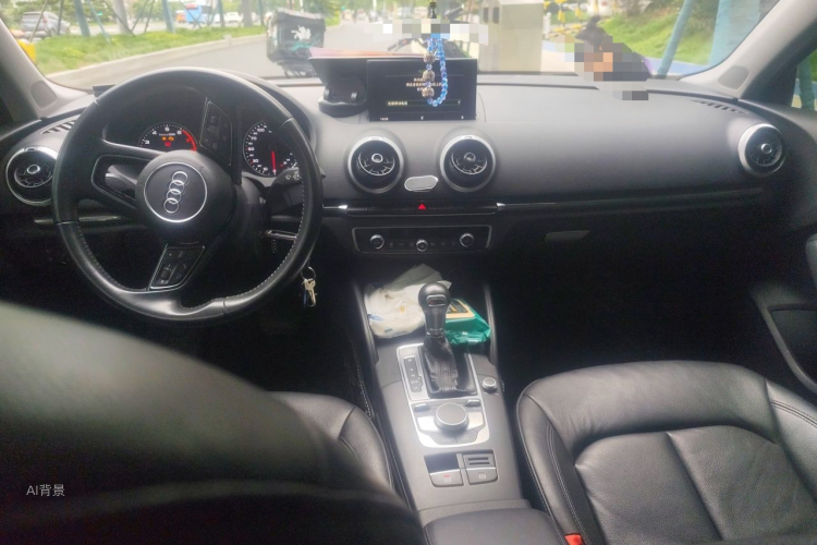 Audi A3 2019 car image #11