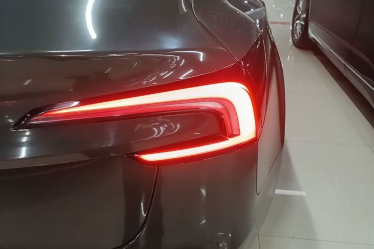 Tesla Model 3 2024 #8 Tesla Model 3 2024 car image #8