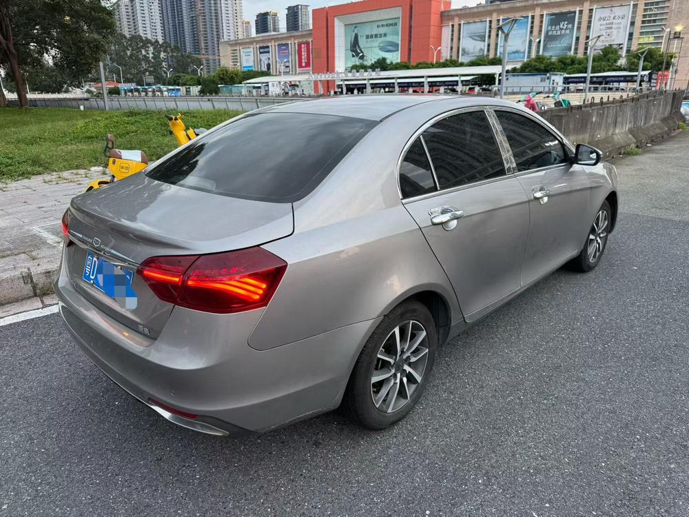 GEELY Emgrand 2020 car image #5