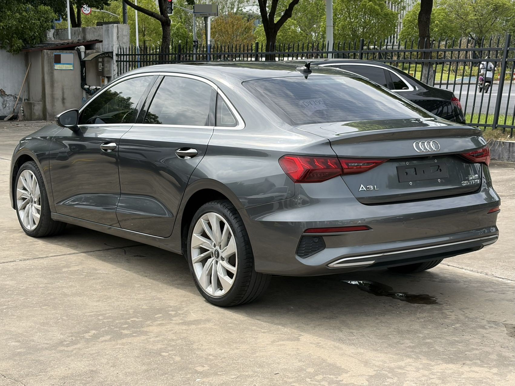 2022 car image #5