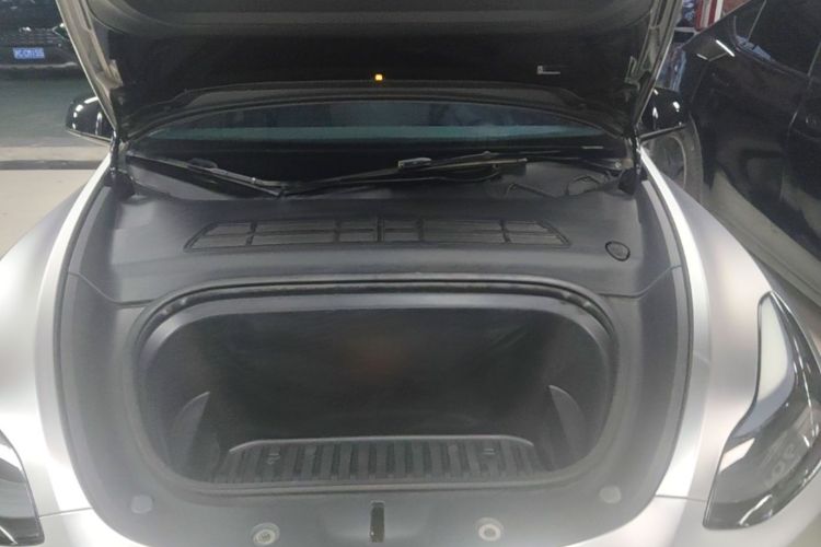 Tesla Model Y 2022 #20 Tesla Model Y 2022 car image #20