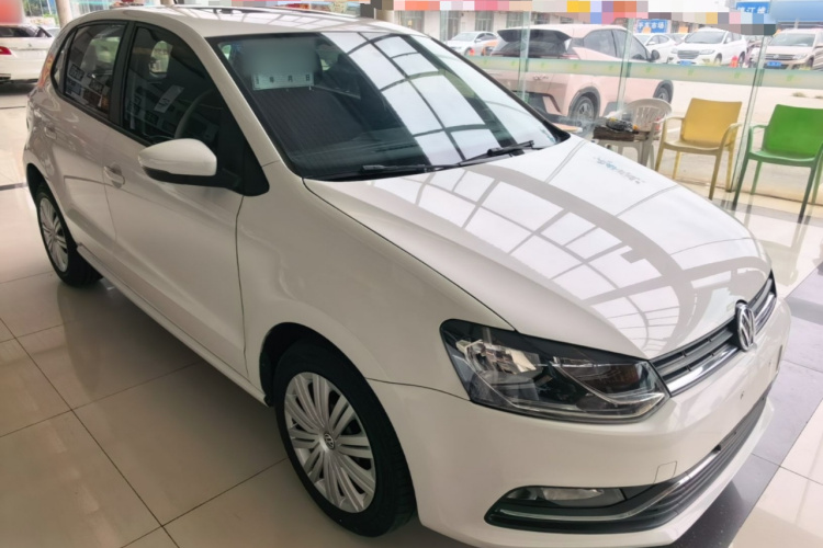 Volkswagen Polo 2019 car image #4
