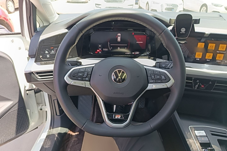 Volkswagen Golf 2023 #11 Volkswagen Golf 2023 car image #11