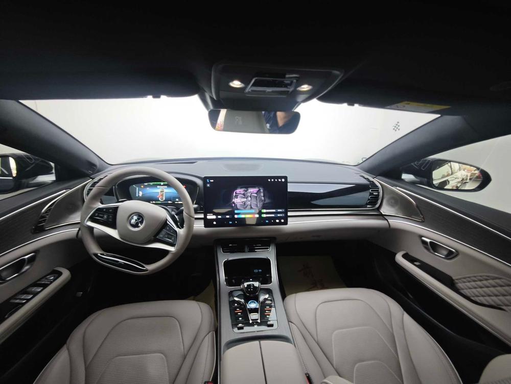 BYD Han 2024 car image #7
