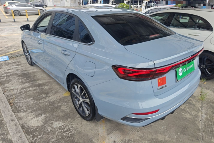 GEELY Emgrand 2023 car image #5