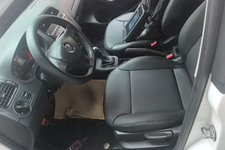 Volkswagen Polo 2018 #15 Volkswagen Polo 2018 car image #15
