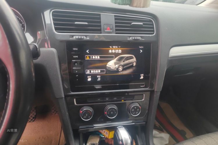 Volkswagen Golf 2020 car image #15