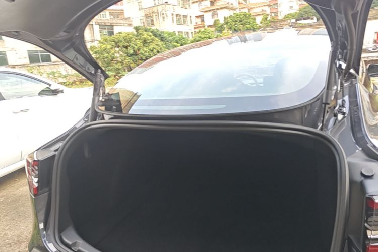 Tesla Model 3 2021 صورة سيارة #19