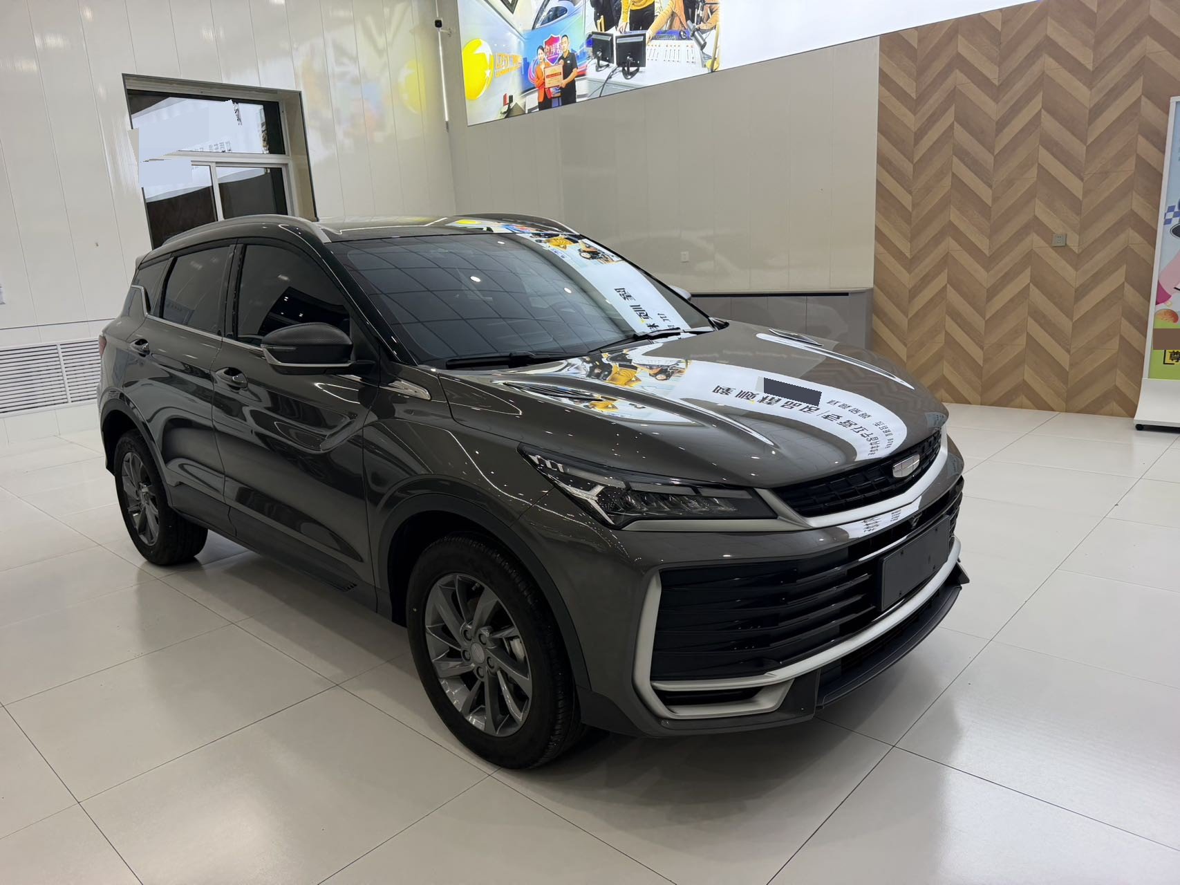 GEELY Coolray 2026 car image #3