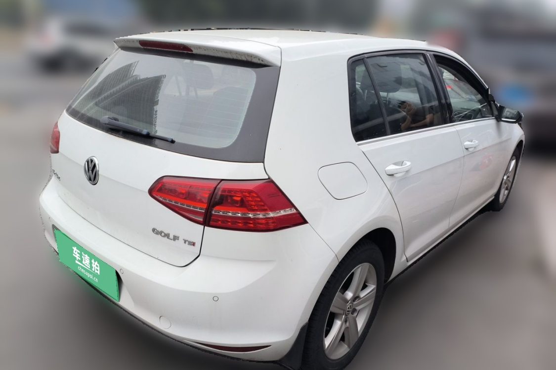Volkswagen Golf 2015 car image #4
