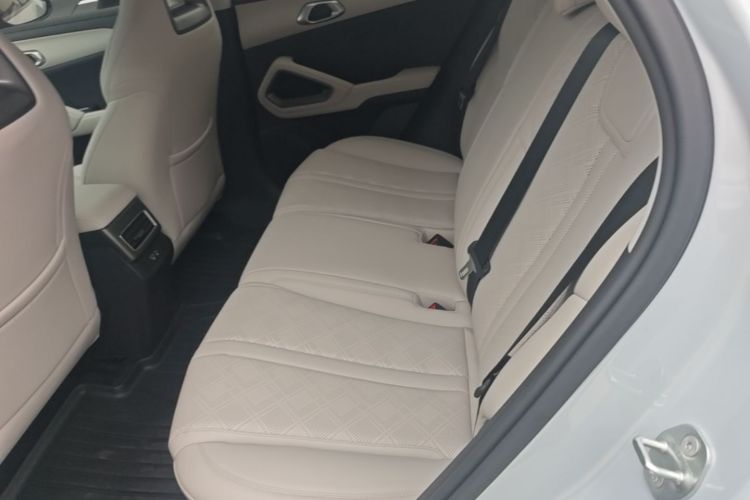 BYD YuanUP 2025 #17 BYD YuanUP 2025 immagine di auto #17
