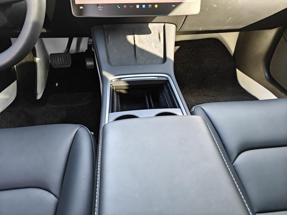 Tesla Model 3 2023 #14 Tesla Model 3 2023 car image #14