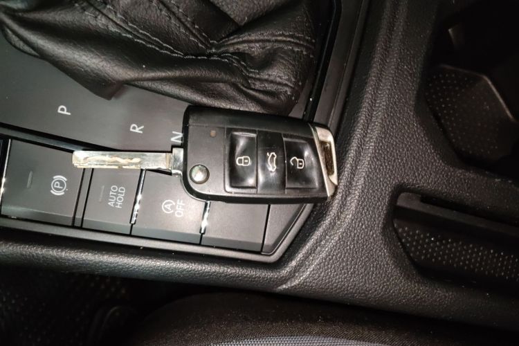 Volkswagen Lavida 2022 imagen de coche #9