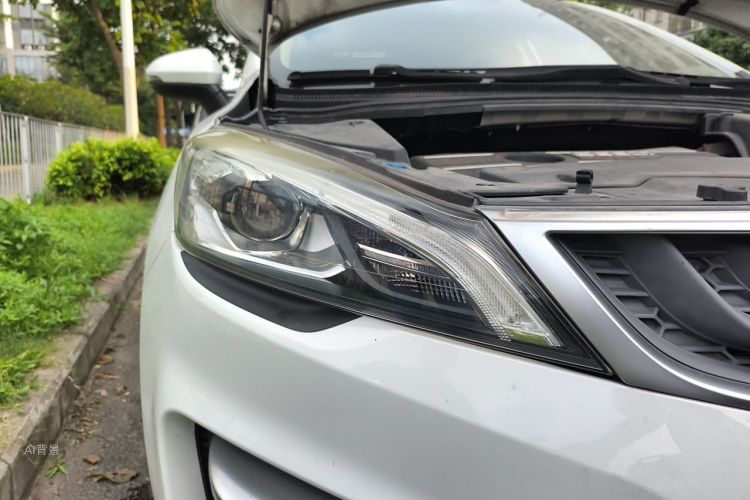 GEELY Emgrand GS 2018 car image #8