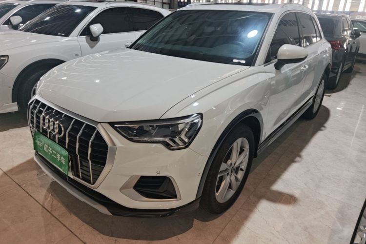 Audi Q3 2022 #2 Audi Q3 2022 car image #2