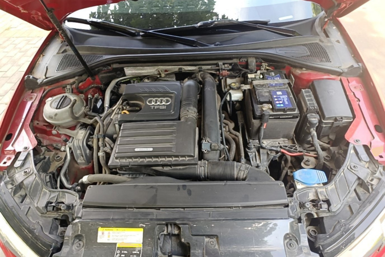 Audi A3 2018 immagine di auto #20