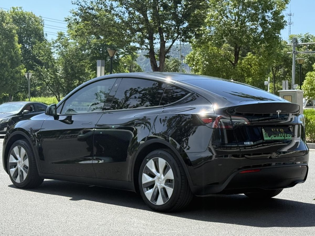 Tesla Model Y 2023 #7 Tesla Model Y 2023 immagine di auto #7