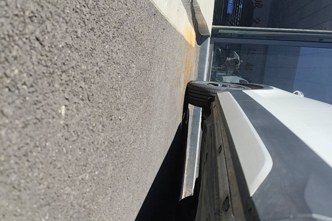 Volkswagen Tharu 2024 car image #9