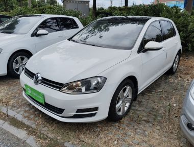 Volkswagen Golf 2015 Volkswagen Golf 2015 car image
