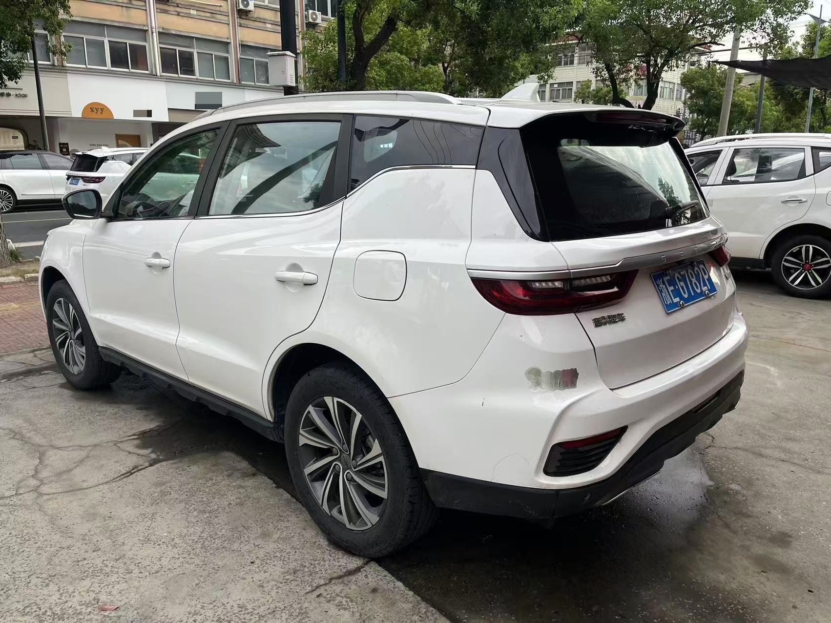 GEELY Vision X6 2020 صورة سيارة #9
