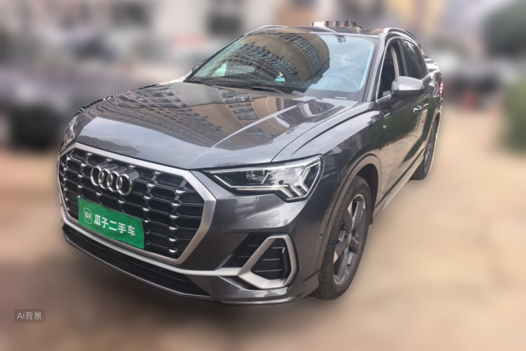 Audi Q3 2021 car image #2