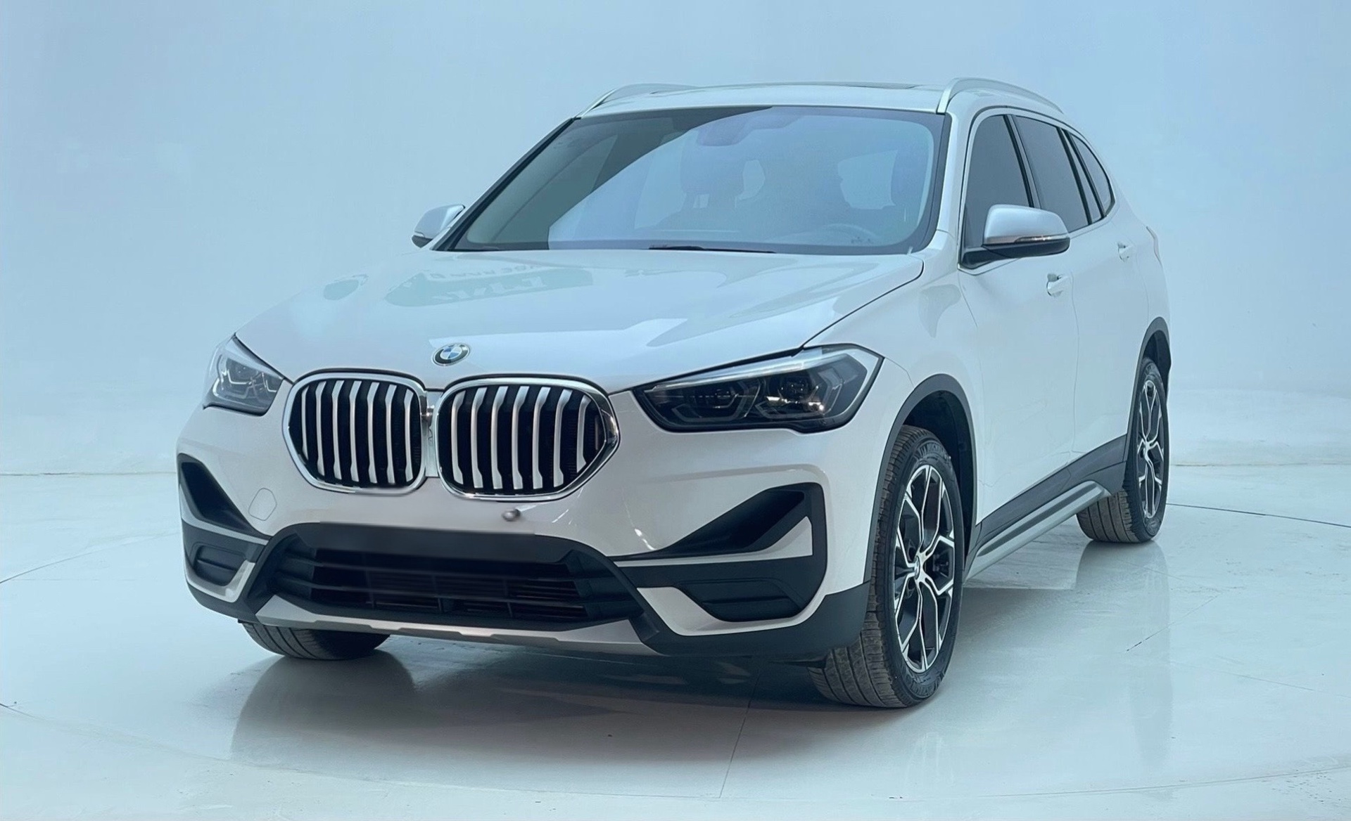 BMW X1 2022 BMW X1 2022 car image