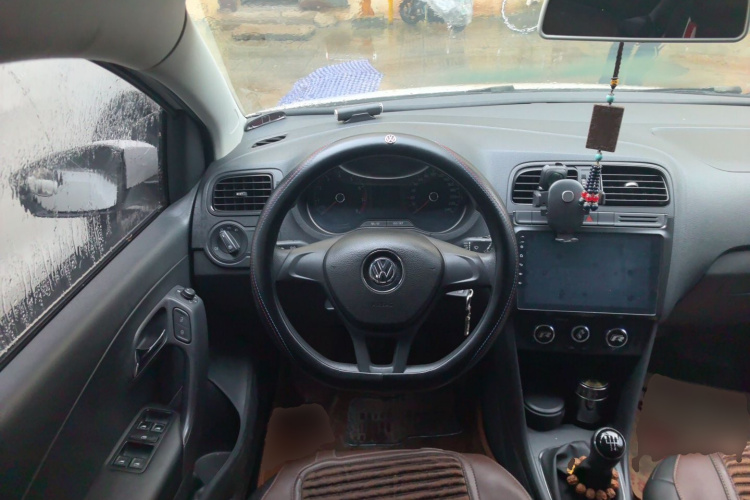 Volkswagen Polo 2016 #11 Volkswagen Polo 2016 car image #11