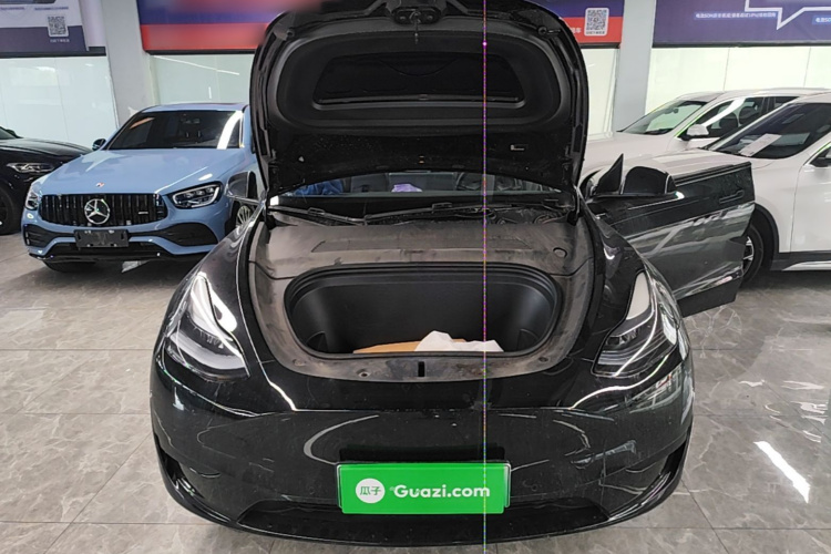 Tesla Model Y 2023 #21 Tesla Model Y 2023 car image #21