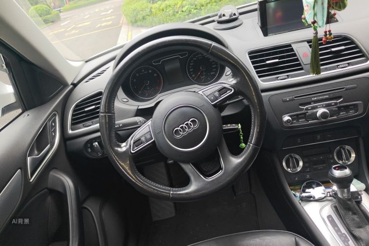 Audi Q3 2015 #12 Audi Q3 2015 car image #12