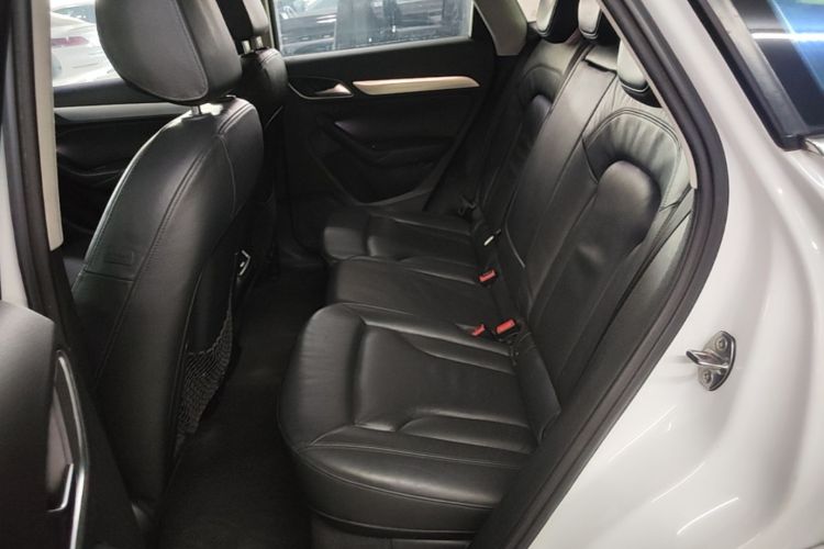Audi Q3 2014 #17 Audi Q3 2014 car image #17