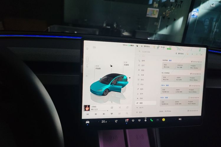 Tesla Model 3 2024 immagine di auto #14