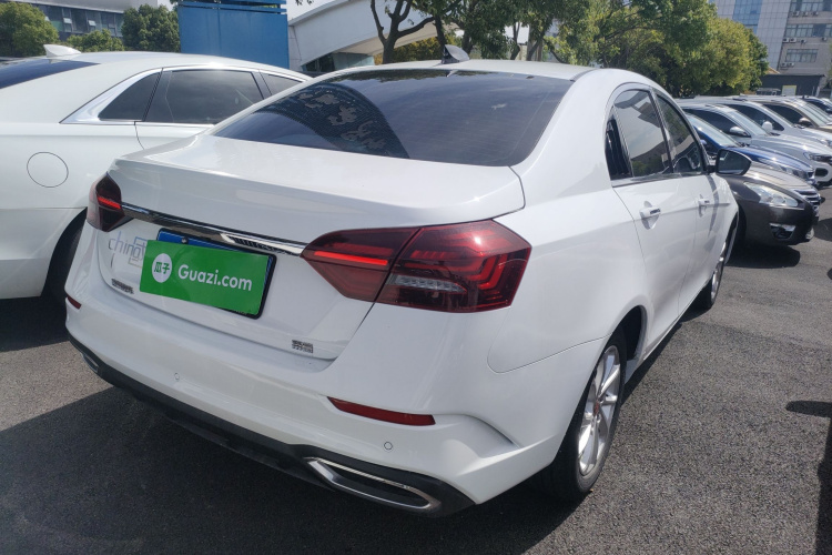 GEELY Emgrand 2022 car image #7