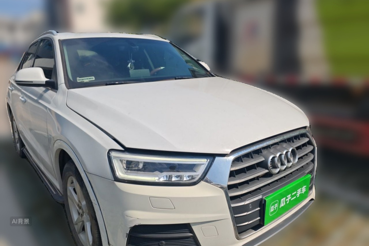 Audi Q3 2018 car image #4