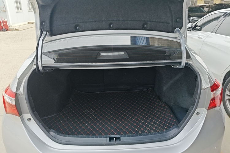 Toyota Corolla 2017 #19 Toyota Corolla 2017 car image #19
