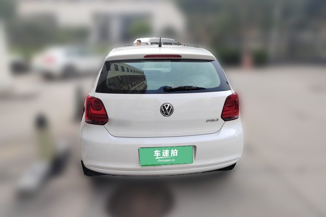 Volkswagen Polo 2013 car image #6