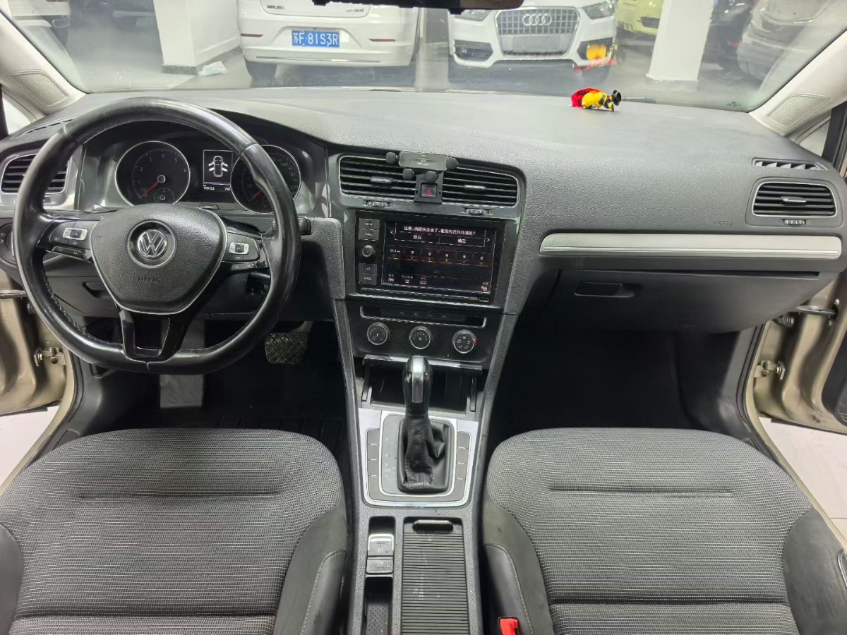 Volkswagen Golf 2019 #8 Volkswagen Golf 2019 car image #8