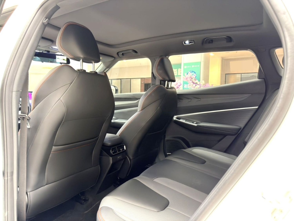 GEELY Boyue 2024 car image #5